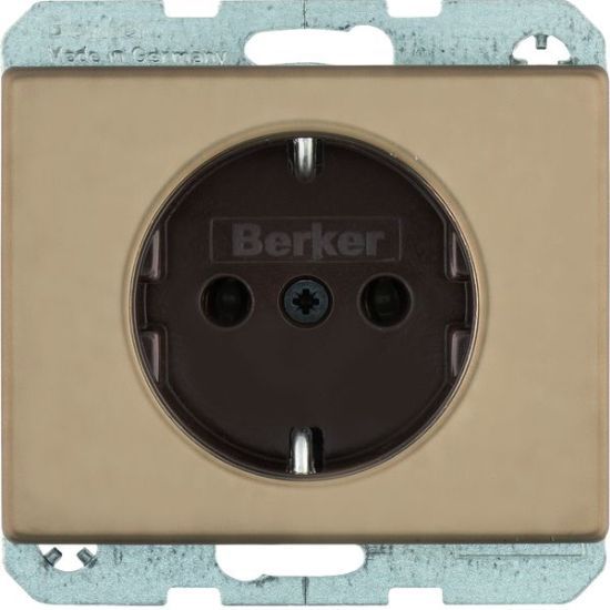 Berker Steckdose 47140001